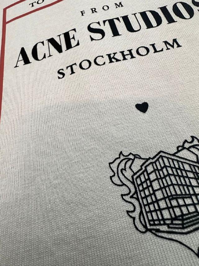 采用超重磅全棉双纱紧密新疆棉 克重400克 搭配2*2索罗娜罗纹