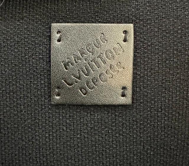 定制丝光棉柔织  手感细腻 舒适贴肤 以雾灰色为基调 自带一层柔光滤镜