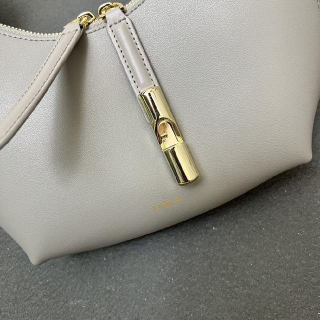 FURLA最新款 斜跨包/手提包/ 单肩包