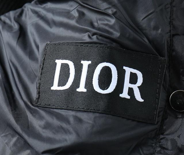 秋冬新款羽绒服 原版1:1订制五金配件全进口原版定制