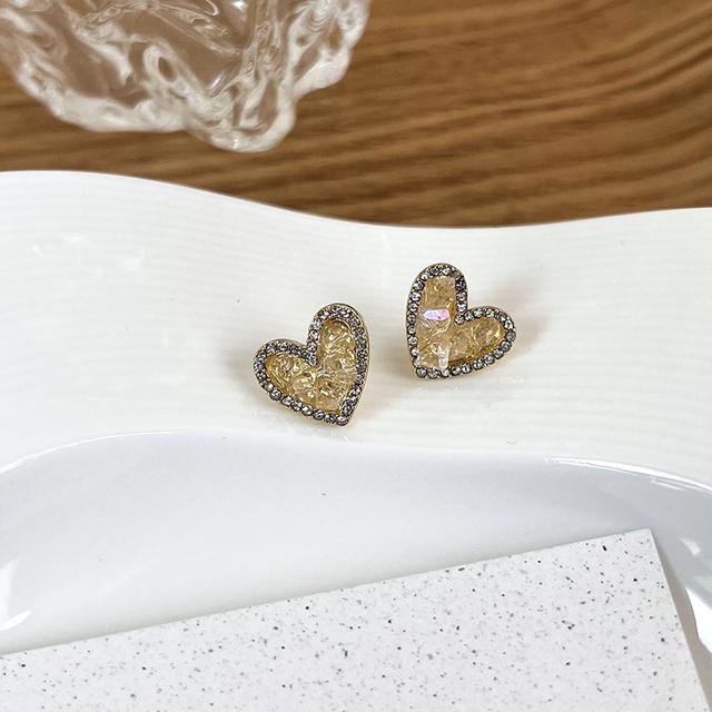 【824】《925銀針》輕奢愛心晶石耳環