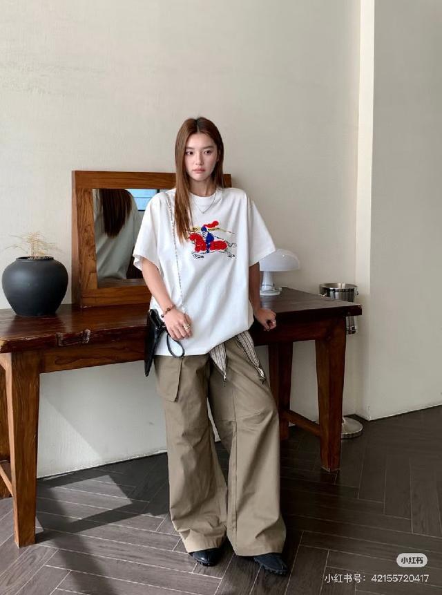 BURBERRY 巴宝莉红标马术毛巾绣花战马短袖T恤