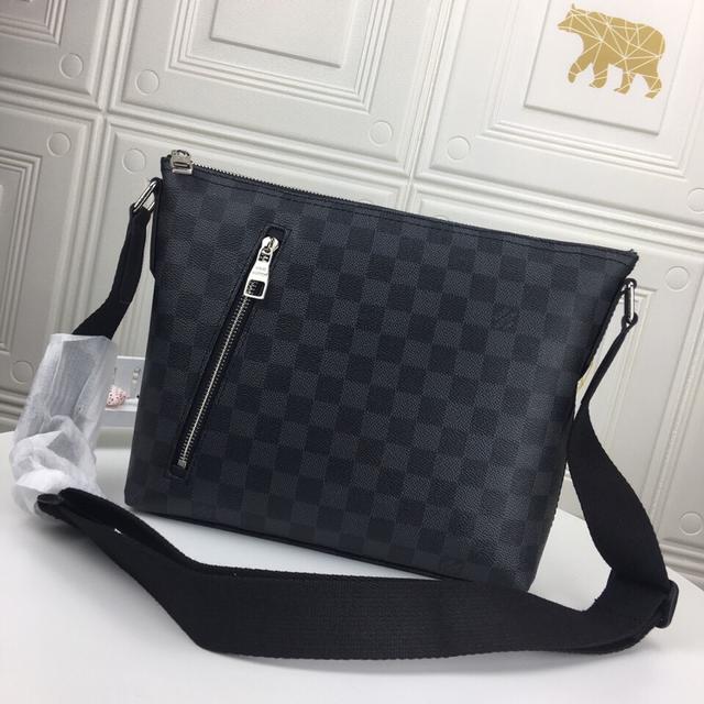 最新爆款 LV LOUIS VUITTON 路易威登 Mick 小號手袋
