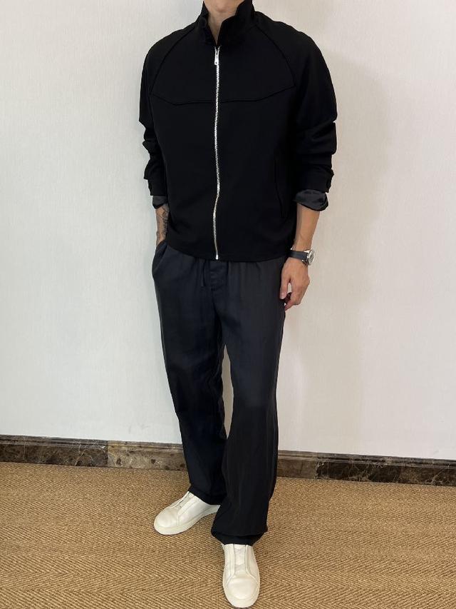 贸公司订单 简约休闲西装外套，砸锅卖铁都要上的新款进口原版聚酯纤维面料