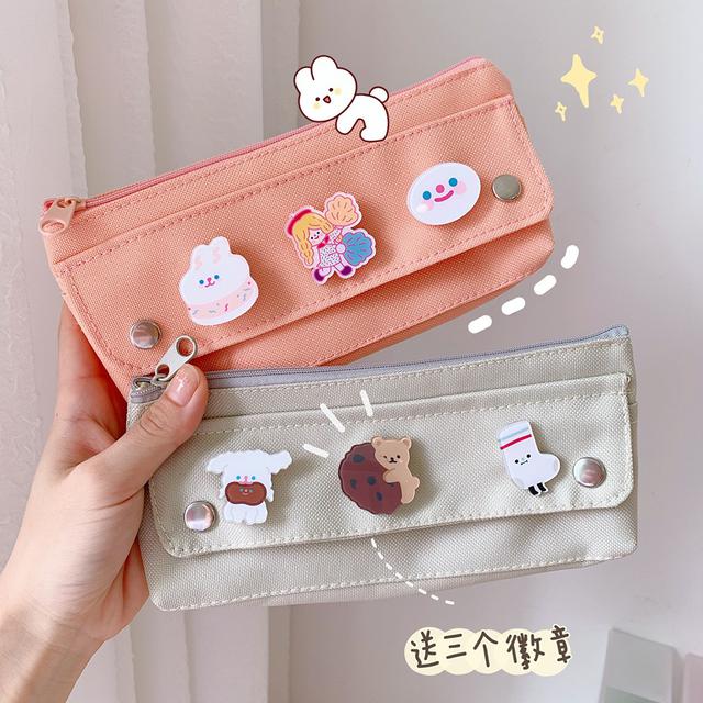 ✨韓系ins可愛帆布筆袋（附三個徽章）✨