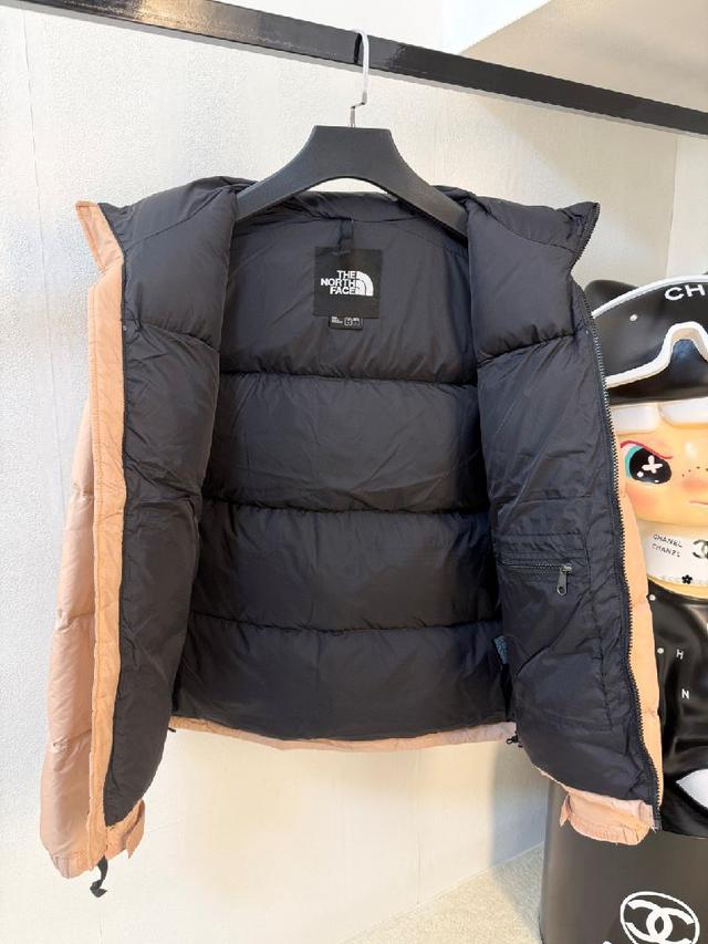 𝗧𝗵𝗲 𝗡𝗼𝗿𝘁𝗵 𝗙𝗮𝗰𝗲｜北面1996 Nuptse 经典款/北面羽绒服