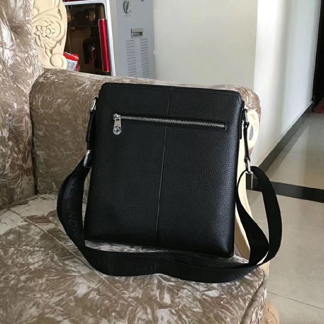 男士休闲系列👻👻👻挺阔流畅大方的楦型设计，以精湛缝线