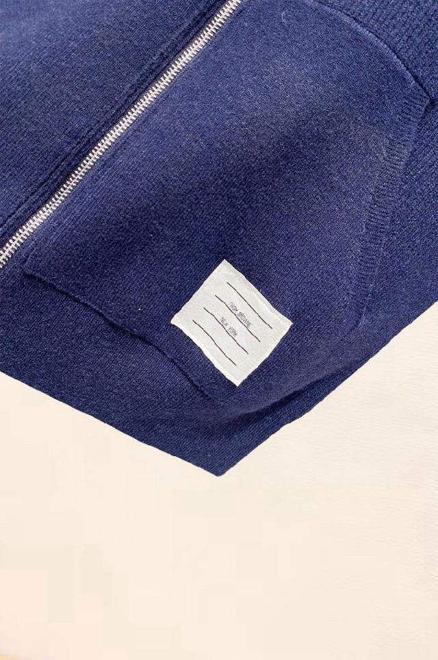 定制高品质聚酯纤维面料！顶级时尚大牌元素logo设计