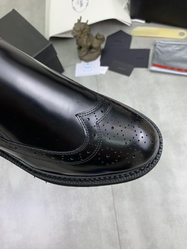 科技透气面料搭配牛皮 休闲运动鞋 休闲之履运动老爹鞋结