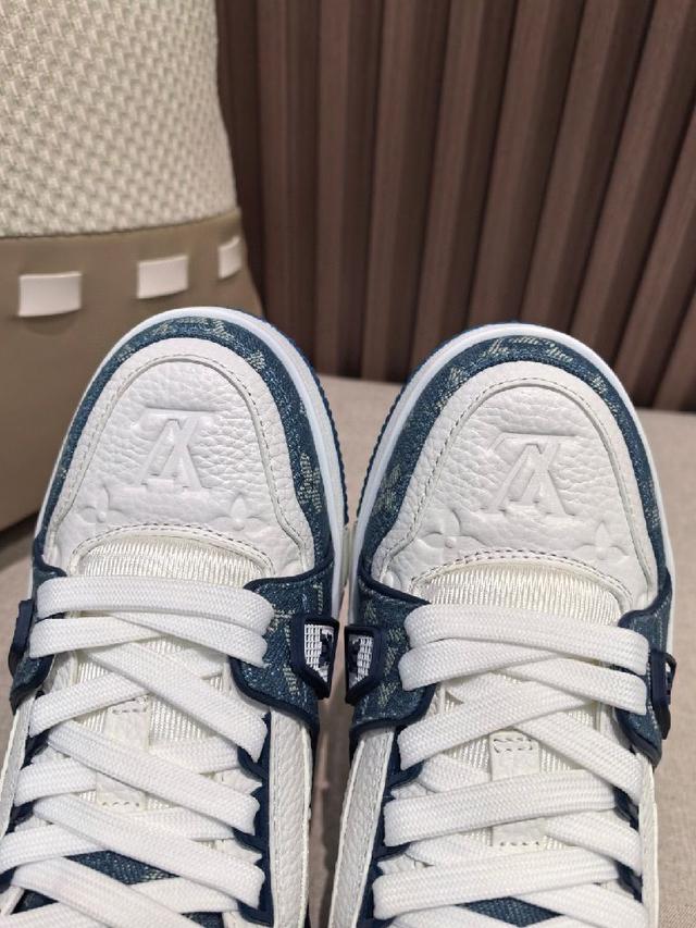 顶尖品质工厂出品，把控有制！所以整体下来一双鞋子的成本巨大！