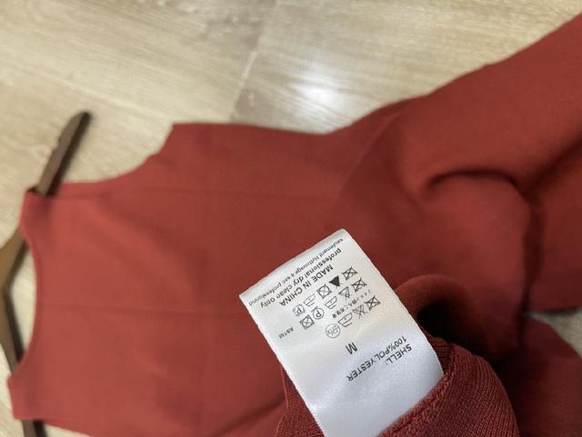 法式polo领黑色冰丝针织背心女