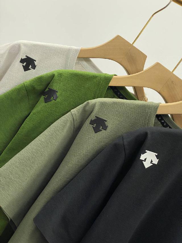 迪桑特短袖科技面料男子休闲圆运动圆领短袖 版型简洁帅气！