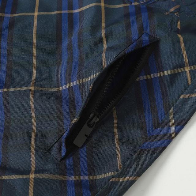 面料采用定染50支平纹双股珠地帆棉布，定位裁床工艺面料