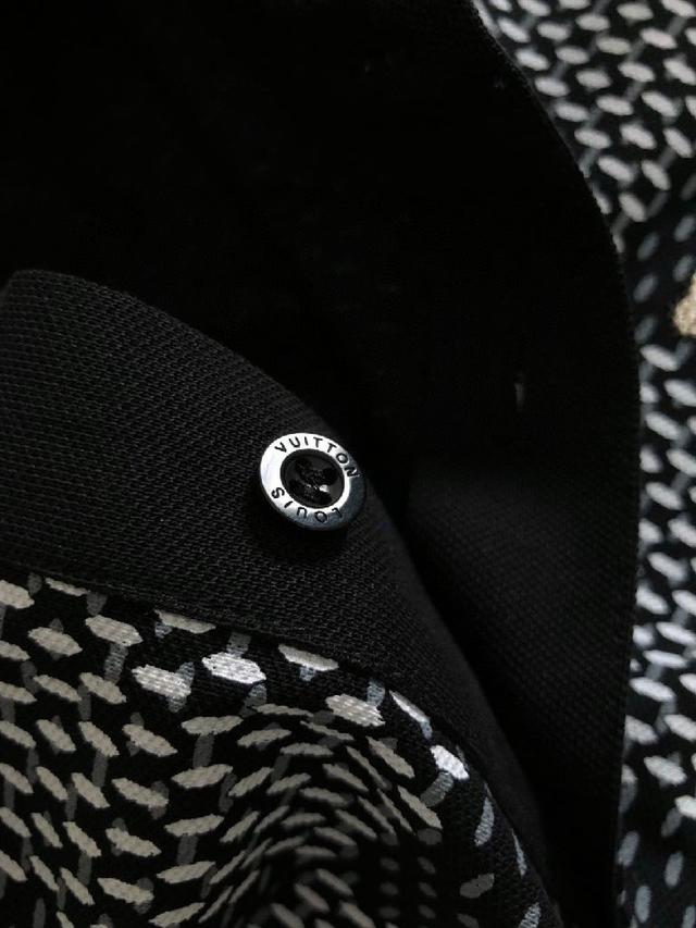 2025春夏棋盘格烫钻字母翻领针织polo.精致工艺专柜面料