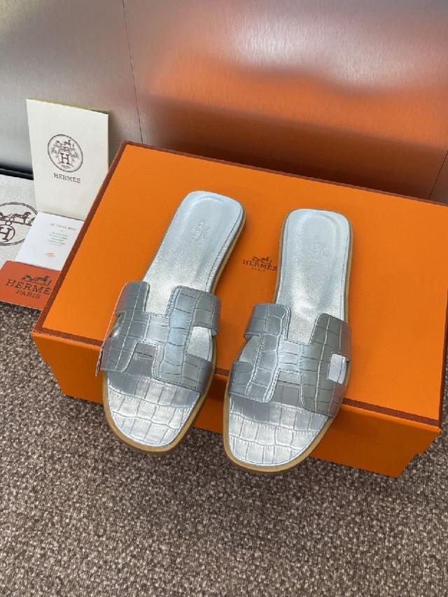 Hermes 春夏经典款 Oran 拼色工字拖女鞋  H家平底圆头露趾果