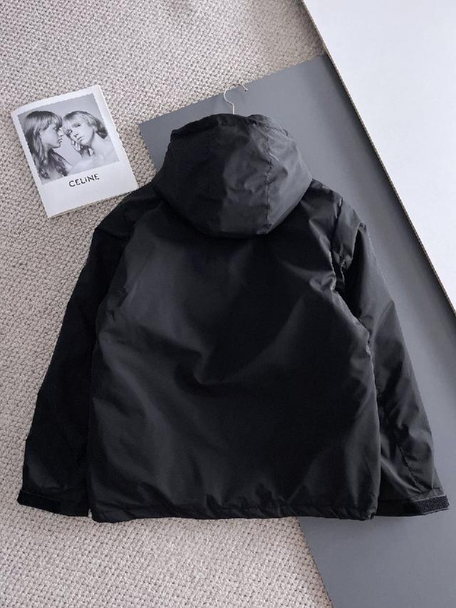 羽绒服 原版1:1订制五金配件全进口原版定制 欢迎专