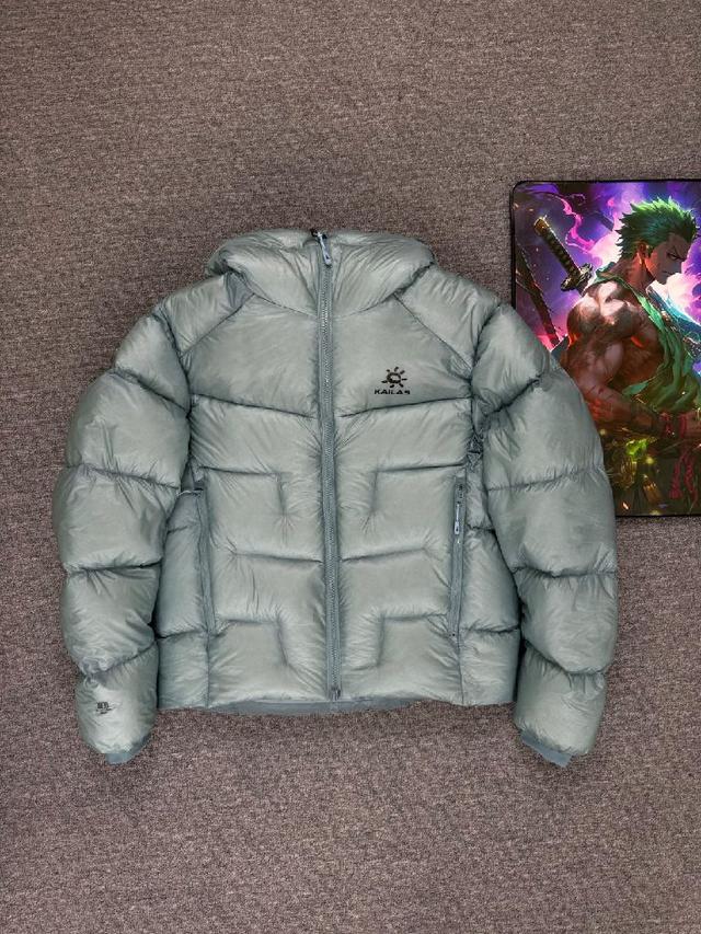 1000蓬松度！25年最火羽绒服出货！上得雪山，下得“厨房”受无数户外人追捧