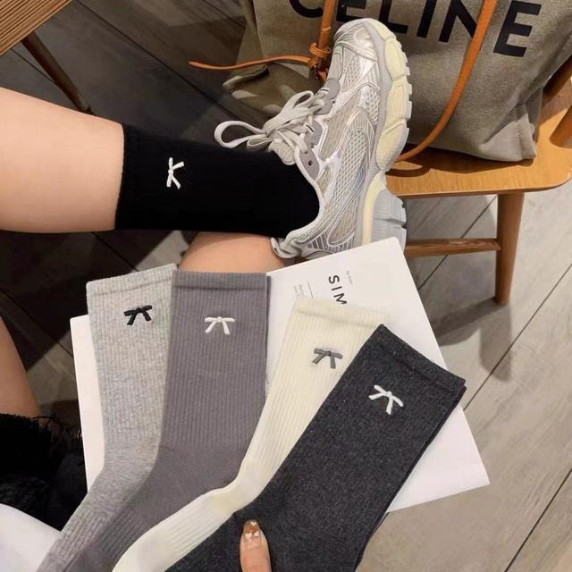 【預購商品】【0228結單】【批發】日系腳底按摩襪 時尚中筒襪 250224-13