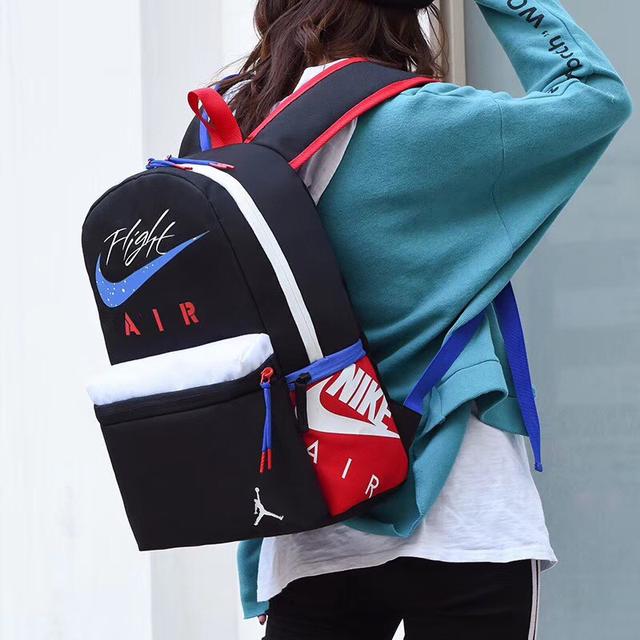 Nike Air Jordan 乔丹飞人情侣鸳鸯双肩包 电脑学生书包 便携大容量背包