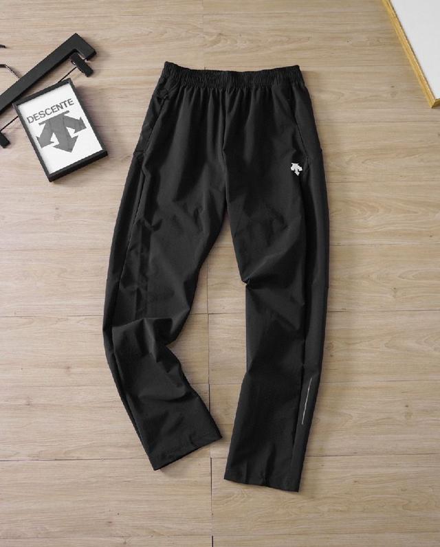 DESCENTE 25年春季迪桑特薄款打底衫，训练系列运动男士长