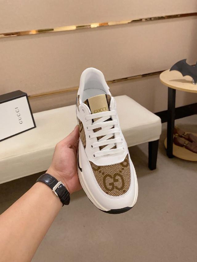 GUCCI(古奇)顶级新款 专柜同步发售，鞋面