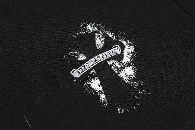 工艺经典简约logo设计短袖T恤，品牌元素标志性刺绣Logo