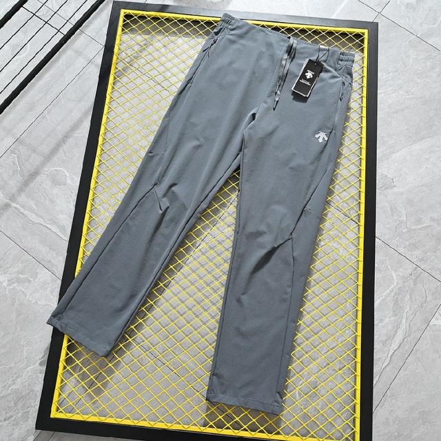 新款DESCENTE迪桑特DUALIS系列都市通勤男士短袖