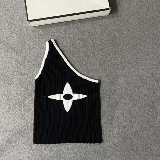 新款🔥🔥🔥款号C2187新款针织系列，尺寸均码💰💰批590元