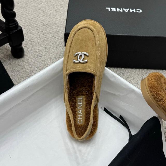 25K泰迪毛毛乐福鞋 设计简约高级，超级百搭款！双C logo点缀