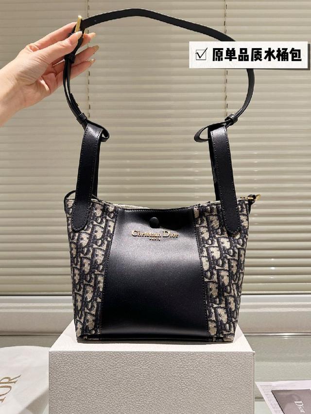 Tory Burch新款老花小水桶mini/中号