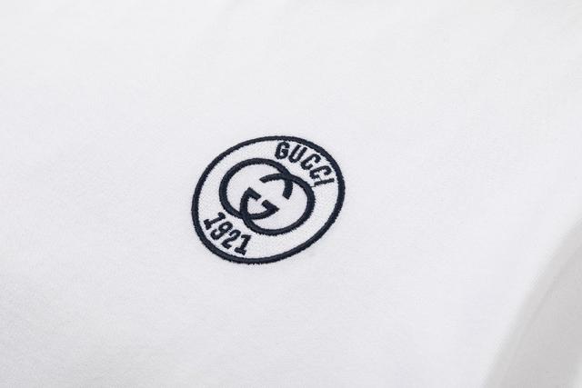 时尚休闲标签圆领短袖T恤 原版进口面料 舒适透气 顶级刺绣🪡