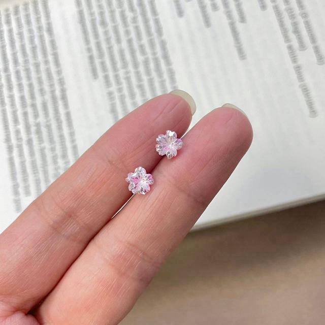 預購 𝓜𝓡.日韓系精品純銀 甜美精緻爆閃櫻花鋯石耳環-9/2號中午12點結單