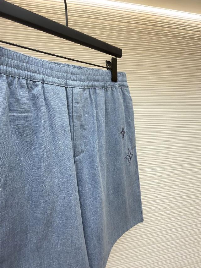 ●区别市场普通版本，100%全棉12安赛络纺面料，