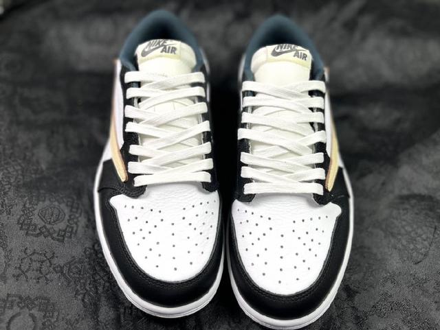 Rare Customized Air Jordan 1 TS低帮倒勾联名 白黑 红