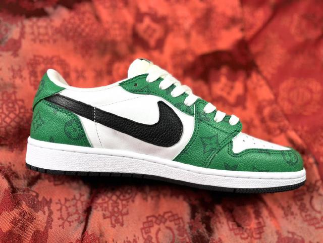 Rare Customized Air Jordan 1 TS低帮倒勾 supreme 驴牌