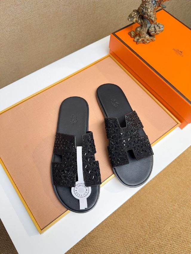 Hermes爱马仕 官网最新专柜同步新款oran彩色皮面H拖鞋