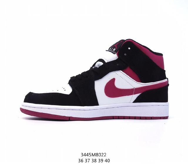 耐克Nike Air Jordan 1 Retro High OG  AJ1