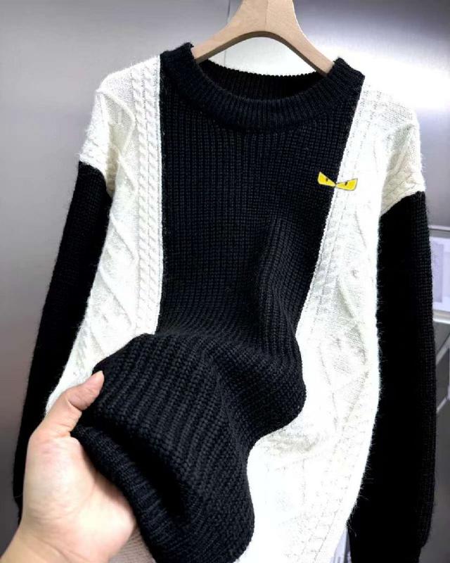 整件衣服完全塞的满满当当  冬日站在大雪中也完全没有感觉