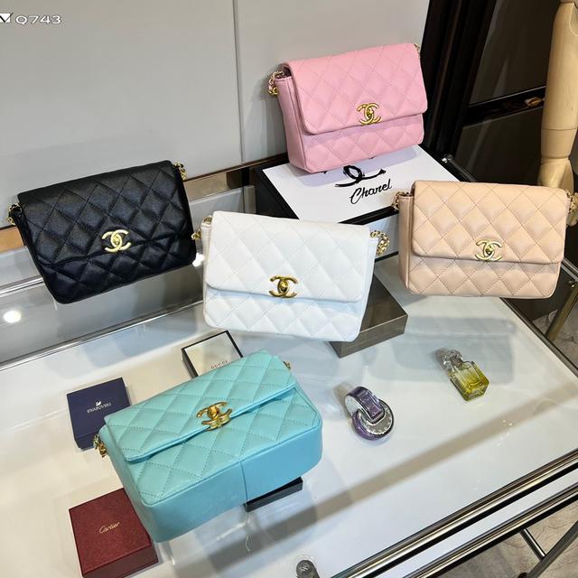 CHANEL CF魚子醬皮 尺寸21*15*7