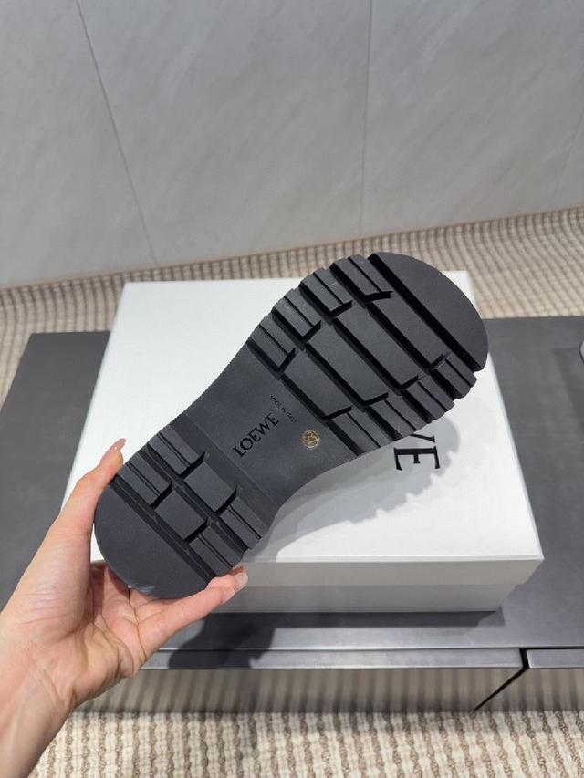 发售蠢萌可爱的造型带了点复古味！ 造型特殊，