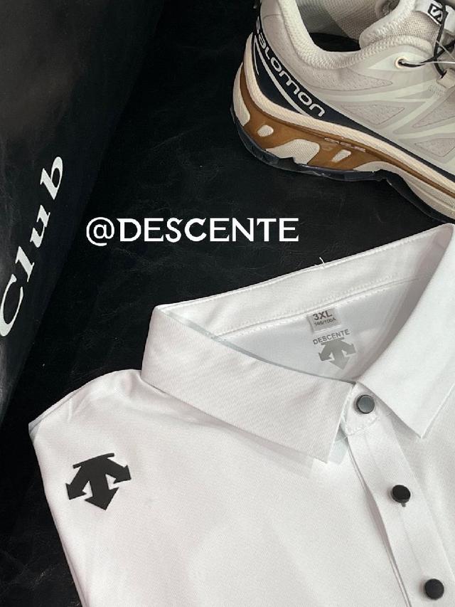 这是Description的女版针对夏季跑步设计，TOUGH速干透气弹性面料！