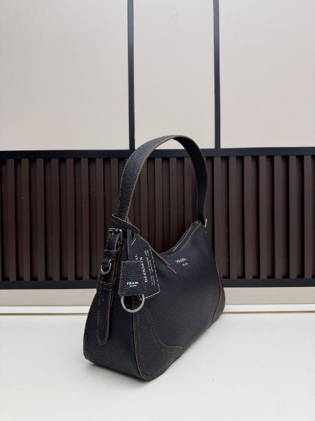 Hobo廓形包已成为主流时尚趋势啦！ 超级百搭好看时髦潮人一定要买它！