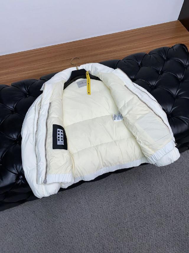 原版1:1订制（可拆卸马甲羽绒服）五金配件全进口原