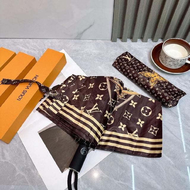 内里黑色涂层防晒有效阻隔紫外线99%，UPF>500