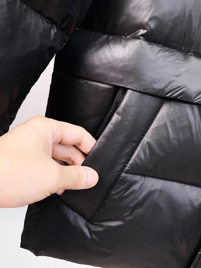 2025秋冬新款羽绒服。这款号称羽绒服届最贵的，全部90绒的