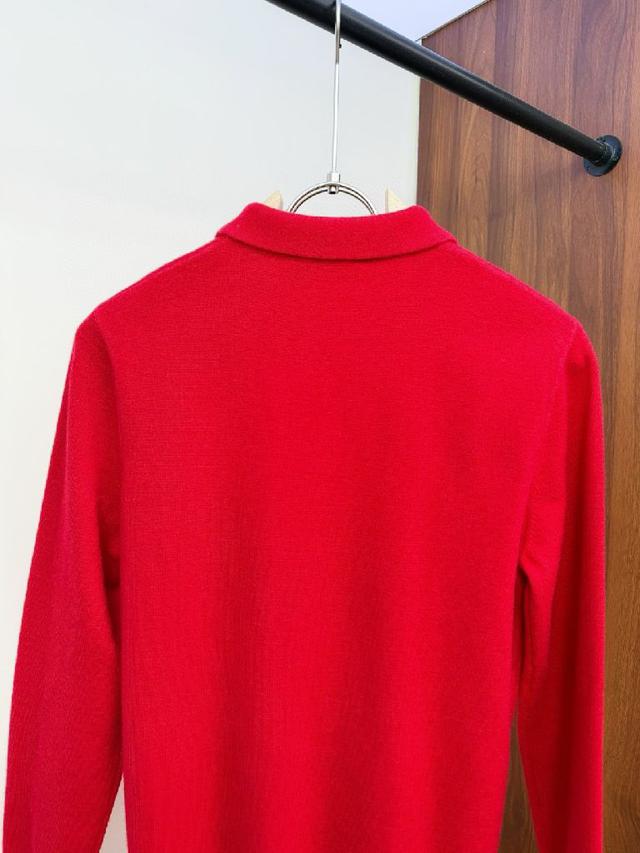 2025新品羊毛衣 具有手感细腻柔软，可直接与肌肤接触，