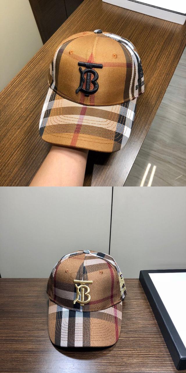 巴宝莉 2020新款经典格纹棒球帽，细节做工都很精致，男女同款可调节