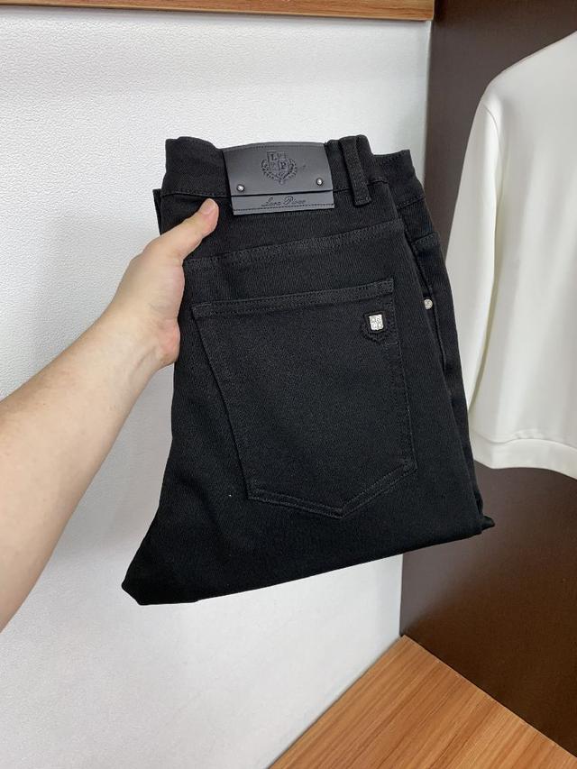 新款牛仔裤👖高端版本！专柜定制面料