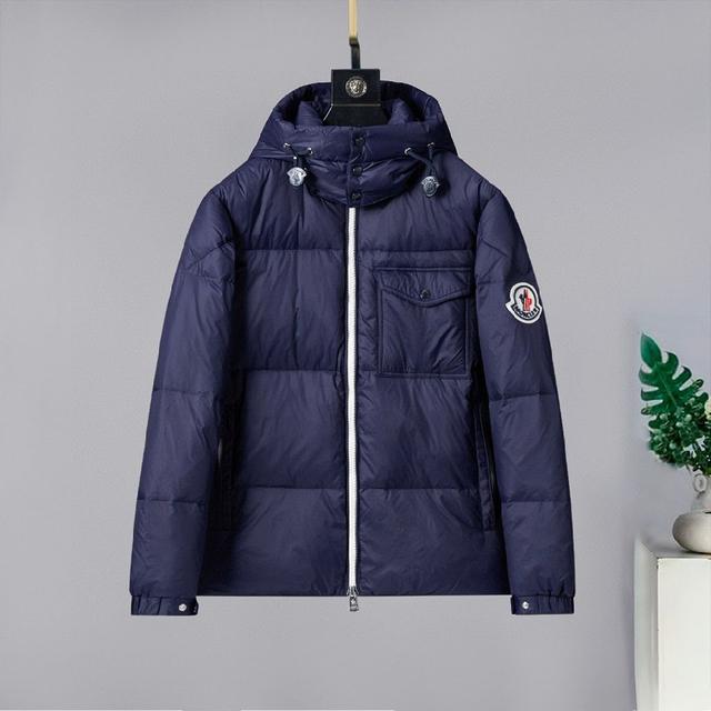 Mon*ler蒙口最新男款羽绒服，全新亚光面料，极具耐磨