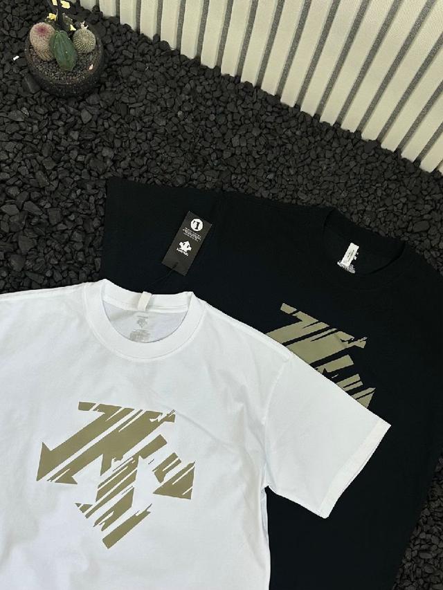 迪桑特/DESCENTE 夏季新款纯色通勤休闲胸前大logo图案